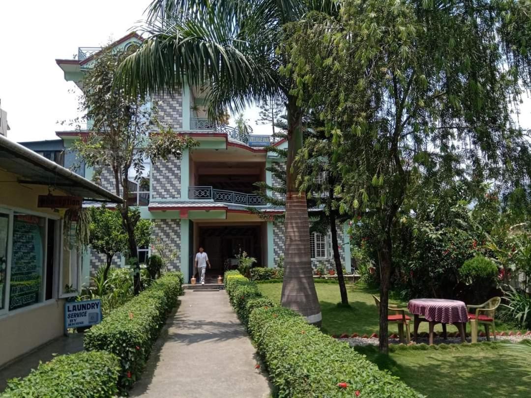 Hotel Village Inn Pokhara Exterior photo