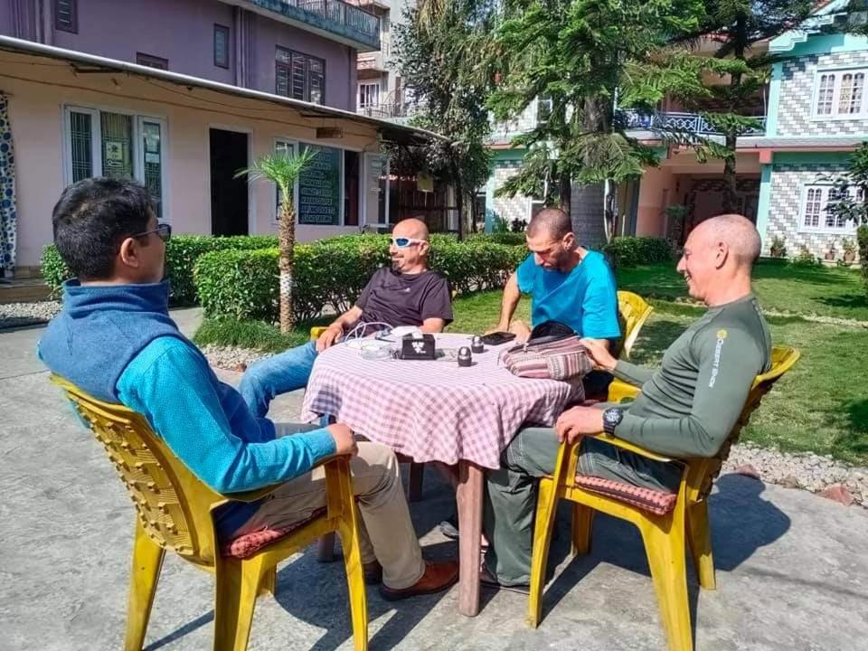 Hotel Village Inn Pokhara Exterior photo